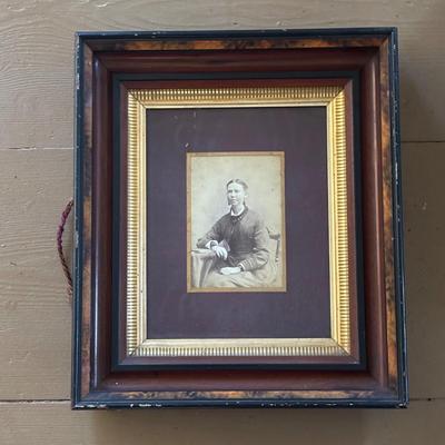LOT 424: Antique Photos Beautifully Framed