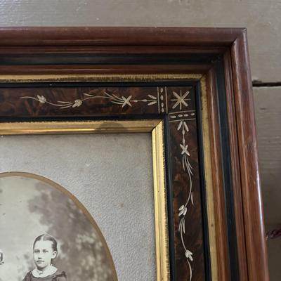 LOT 424: Antique Photos Beautifully Framed