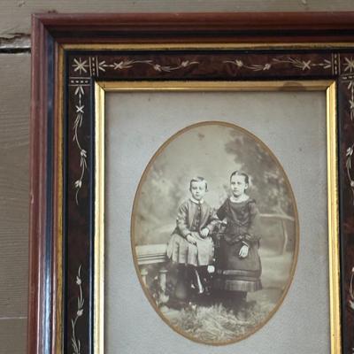 LOT 424: Antique Photos Beautifully Framed