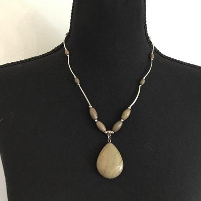 Silver tone, Jasper, fashion statement necklace