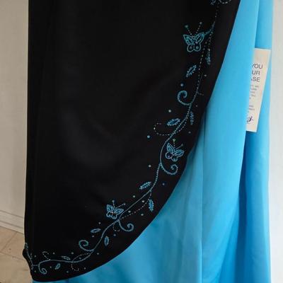 LOT 1B: Vintage Formal Gown; New with Tags