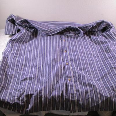 Like new, King Size sport shirt, button-up short sleeve
