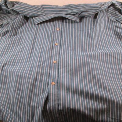 Like New King Size sport shirt, button-up, short sleeve