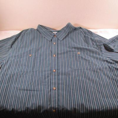 Like New King Size sport shirt, button-up, short sleeve