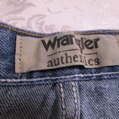 Like New, 2 pr Wrangler denim shorts