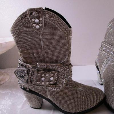 Looks new, Rhinestone women's boots