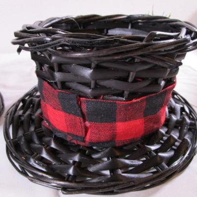 2 hat-style baskets, black with red plaid ribbon