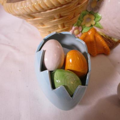 Sale Photo Thumbnail #588: duck with basket 11" wide x 8-1/2" tall; little ceramic duck 2-1/2" tall, little chicken 1-1/4" tall; egg 3-1/4" wide x 2-1/2" tall