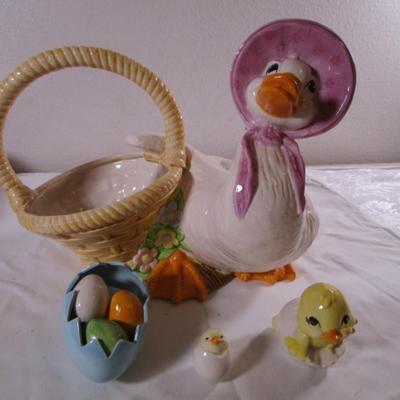 Ceramic duck with basket and bonnet, little duck & chicken & egg