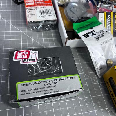 PARTS: Nuts, Bolts, Screws, Hardware