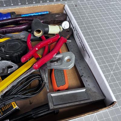 Fix it Tools: Plyers, Cutters, Knives
