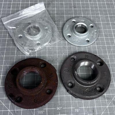 4 Flanges Iron Pipe