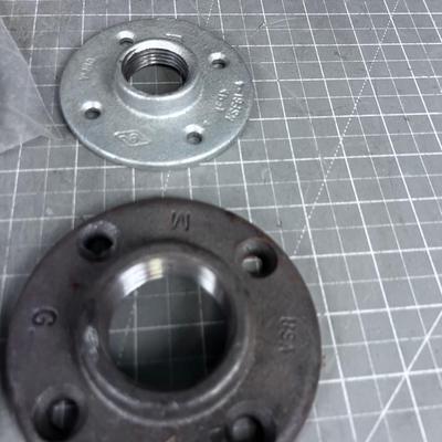 4 Flanges Iron Pipe