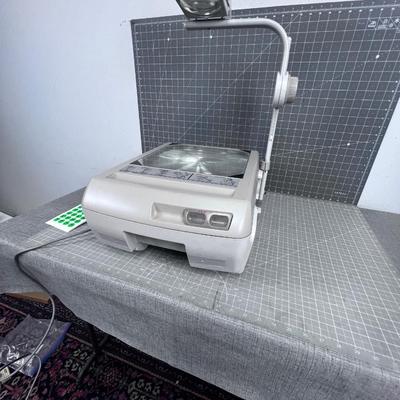 Over Head Projector BUHL 