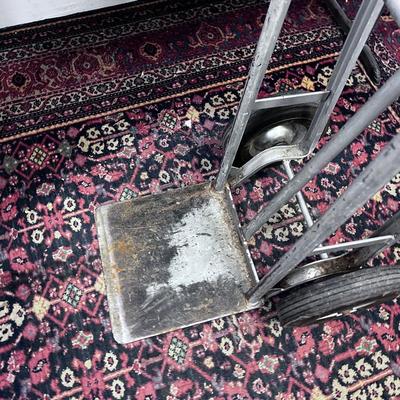 Hand Truck with Large Bottom Plate 