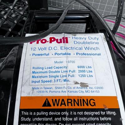 12 VOLT Pro Pull Heavy Duty Wench 