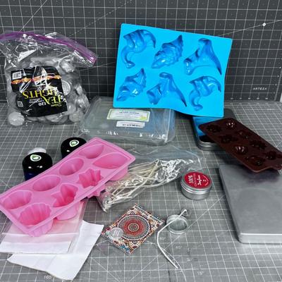 Crafting; Soap and Candle Making Items