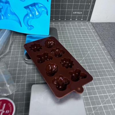 Crafting; Soap and Candle Making Items