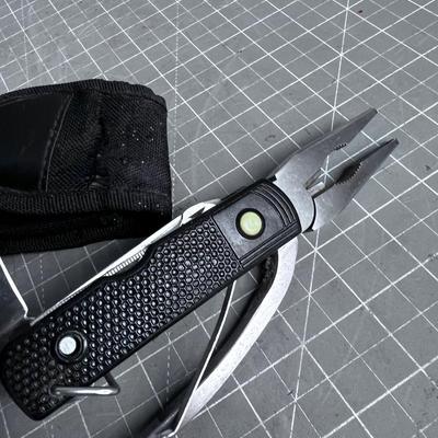 Multi Tool With Sheath 