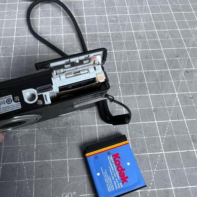 Kodak Digital Camera With Case 