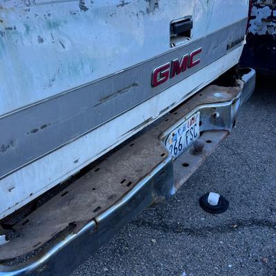 1990 GMC Sierra 4x4 2500 (3/4 ton) Pick Up 142,348 needs work Vin: 1GTGK24K1LE522787