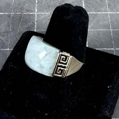 14 K Gold and Jade Ring 
