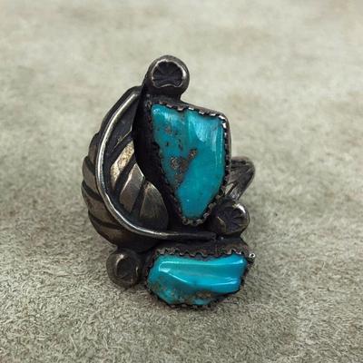 vintage SOUTHWESTERN SILVER & TURQUOISE FEATHER RING 