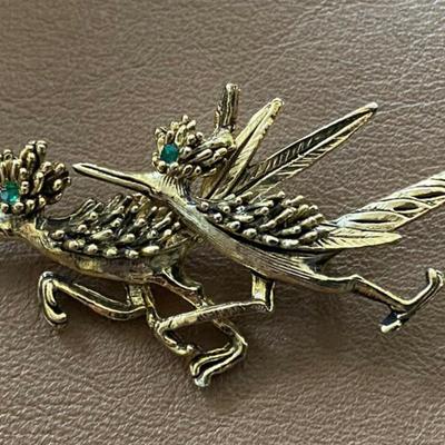 vintage DOUBLE ROADRUNNER PIN BROOCH GOLDTONE & RHINESTONE 