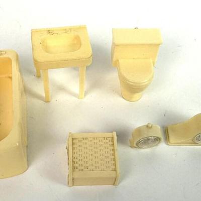 MARX & RENWAL DOLLHOUSE MINIATURE FURNITURE early 1950s