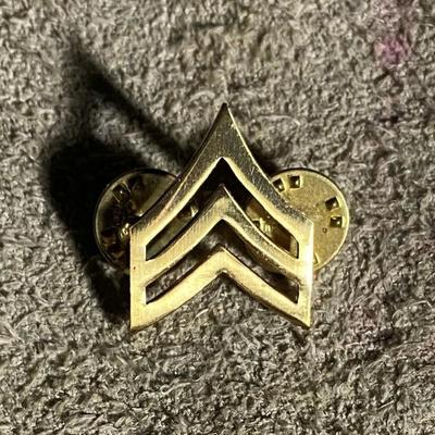 US ARMY RANK INSIGNIA COLLAR PINS Private to Sgt First Class 