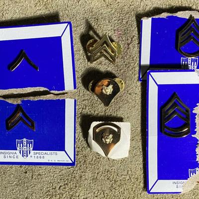 US ARMY RANK INSIGNIA COLLAR PINS Private to Sgt First Class 