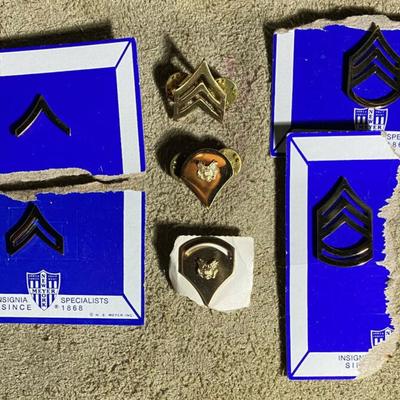 US ARMY RANK INSIGNIA COLLAR PINS Private to Sgt First Class 