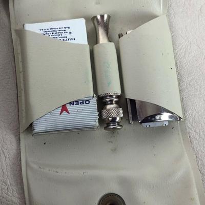Gillette Lady's Pride Personal Miniature Shaving Kit 1960s