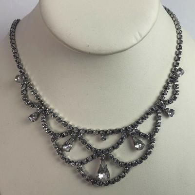 elegant WHITE RHINESTONE FAUX DIAMOND NECKLACE