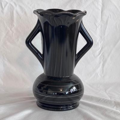 Art Deco Style Trophy Vase (K-DZ)