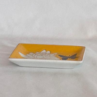 Porcelain Lotus Rice Bowls and More! (K-DZ)