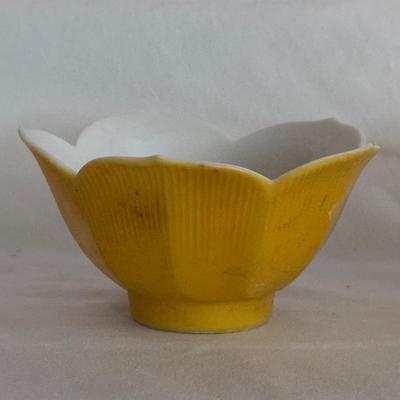Porcelain Lotus Rice Bowls and More! (K-DZ)