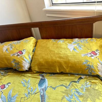 Midcentury Full bed & Mattress & satin bird bedding