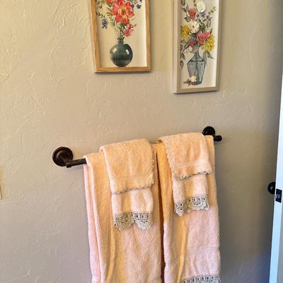 Bathroom decor
