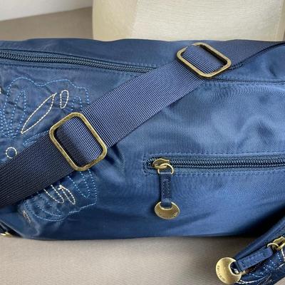 New! Travelon Navy Nylon Handbag and wallet set