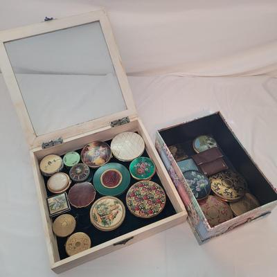 Cosmetic Compact Collection and Shadow Box (B1-EL)
