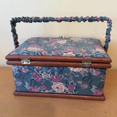 Embroidery Floss with Embroidery Hoops & Sewing Basket (B2-HS)