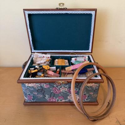 Embroidery Floss with Embroidery Hoops & Sewing Basket (B2-HS)