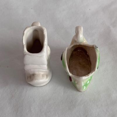 Japanese Porcelain Figurines and More! (K-DZ)
