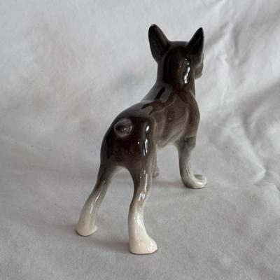 Japanese Porcelain Figurines and More! (K-DZ)