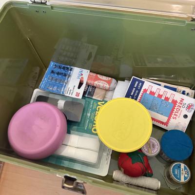 Well-Stocked Sewing Kit with 70+ Rolls of Thread & More (B2-HS)