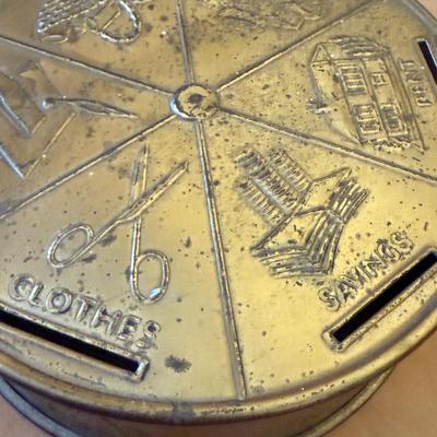 Vintage Brass English Coin Box with Key (B2-HS)
