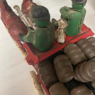 Vintage Cast Iron Toy 8 Clydesdale Horses & Wagon, Beer Barrels, 2 Drivers & Dog