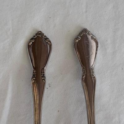 Oneida Craft Silverware Set and Mode Danish Steak Knives (K-DZ)