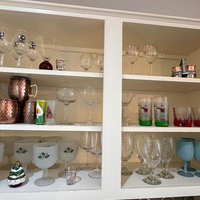 Kitchen - assorted kitchen glasses